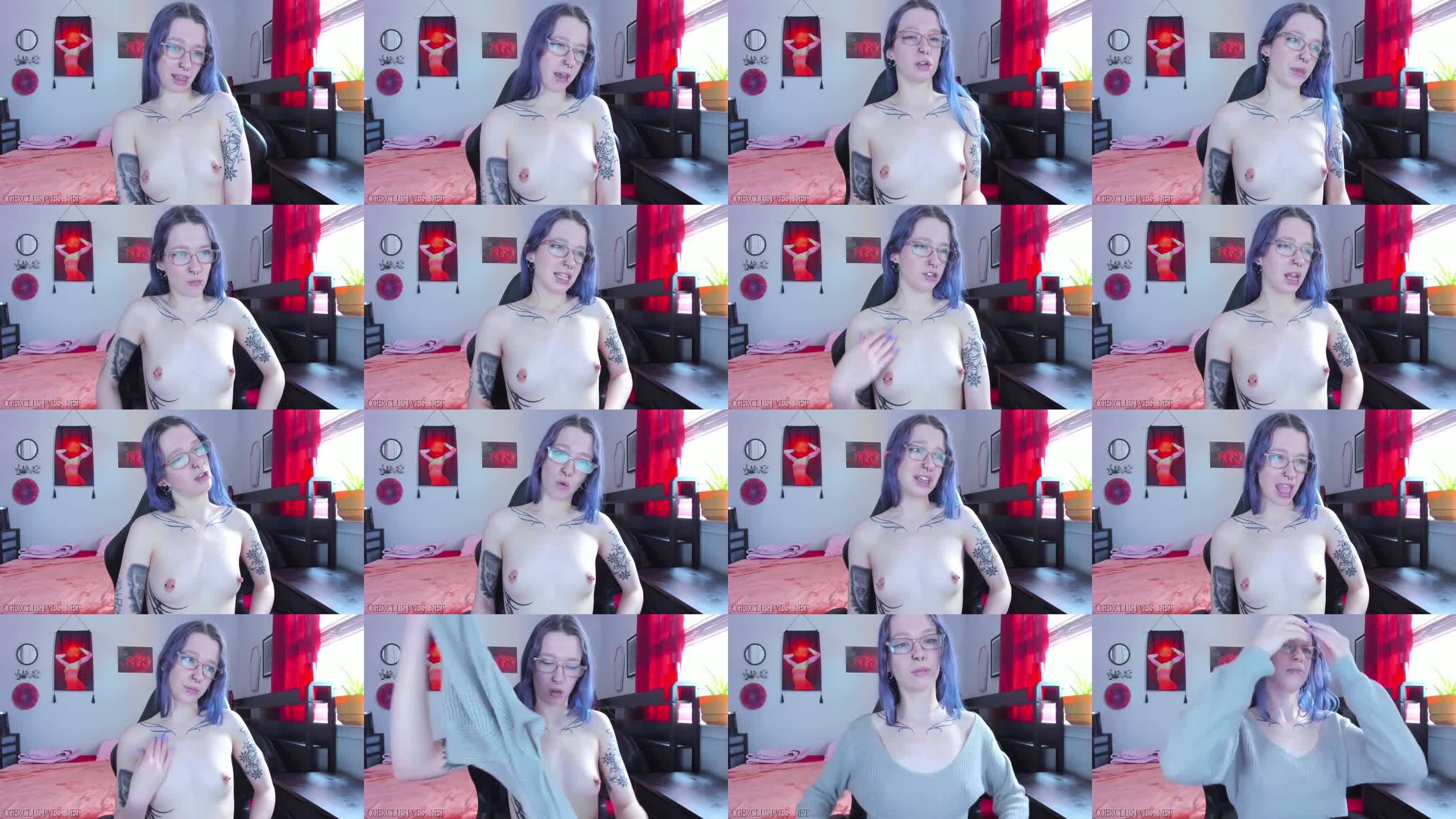 NikkiVill